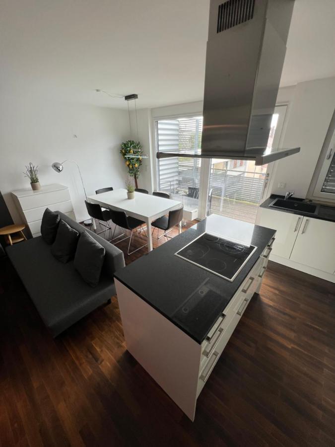 Penthouse-wohnung - Balkon - Dachterrasse - Zentrum Apartament